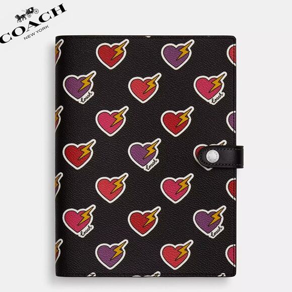 ❤️ Coach Notebook With Heart Bolt Print - Picture 1 of 6